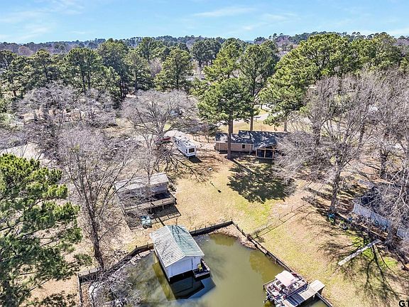 4th image of 22095 Big Oak Dr