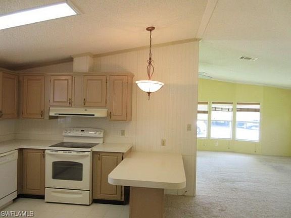 4th image of 9791 Sugarberry Way