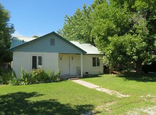 1010 14th Ave, Oroville, WA 98844