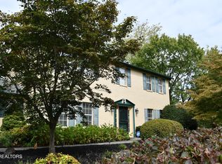 1012 Cross Meadow Rd, Knoxville, TN 37934