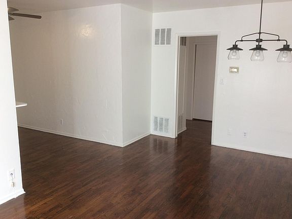 3rd image of 7236 Fountain Ave APT 8