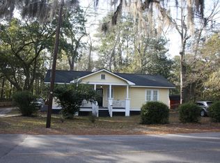 104 Pine Grove Ave, Summerville, SC 29483