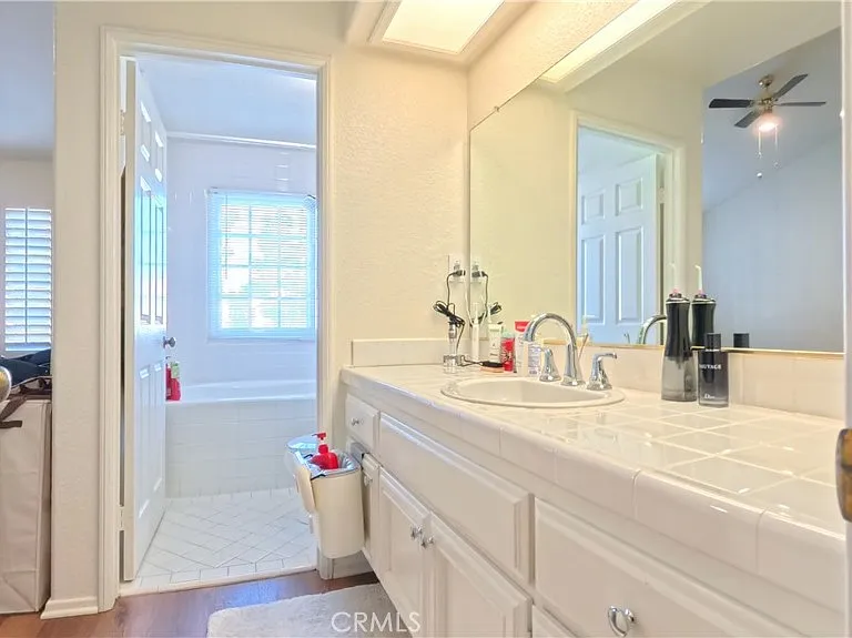 415 E Bougainvillea Ln — Photo 23