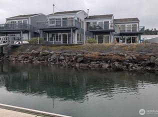 2001 Skyline Way APT 103, Anacortes, WA 98221