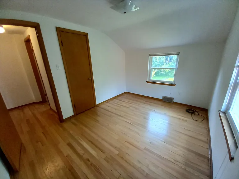 Corner bedroom