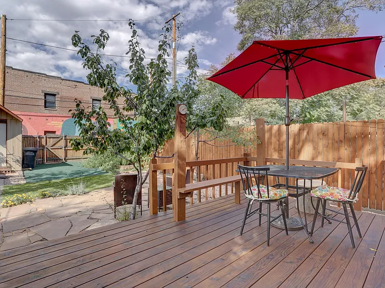 3311 Curtis St — Photo 13