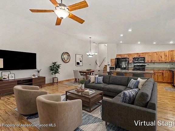 4th image of 1088 Longview Cir
