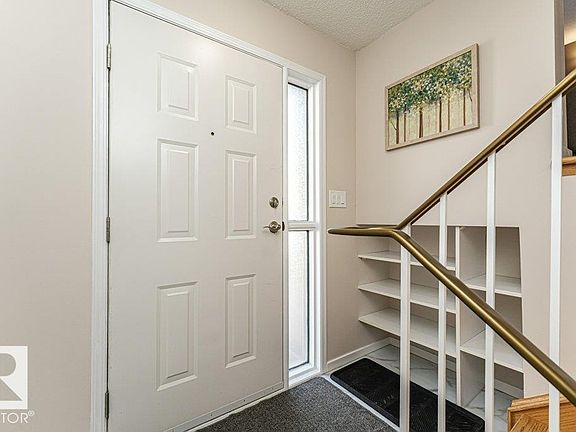3rd image of 17610 96th Ave NW