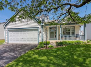 2326 Nantucket Ln, Elgin, IL 60123