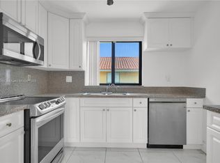 2740 W 61st St APT 204, Hialeah, FL 33016