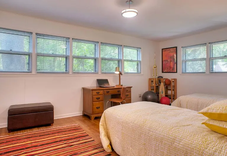 4261 Waymar Dr — Photo 12