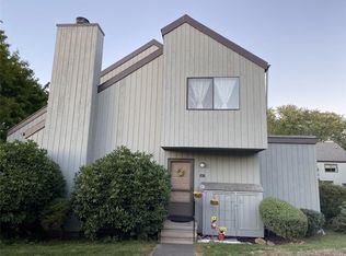 100 Hemlock Rd UNIT 8-1, Branford, CT 06405