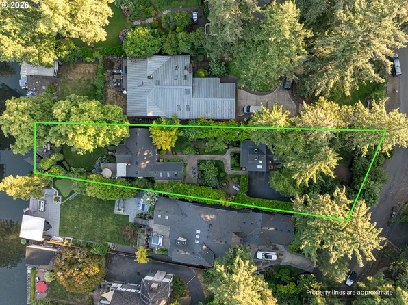 17332 Lake Haven Dr, Lake Oswego, OR 97035