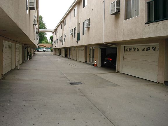 4th image of 8840 Burnet Ave Unit 7