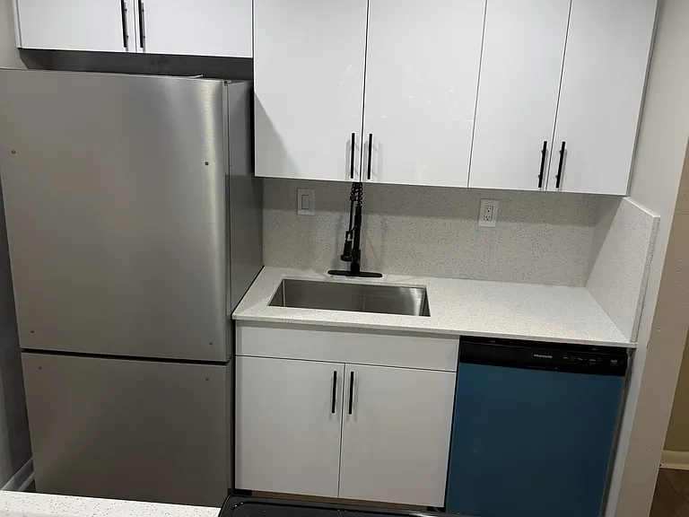 1850 N Congress Ave #207 — Photo 2
