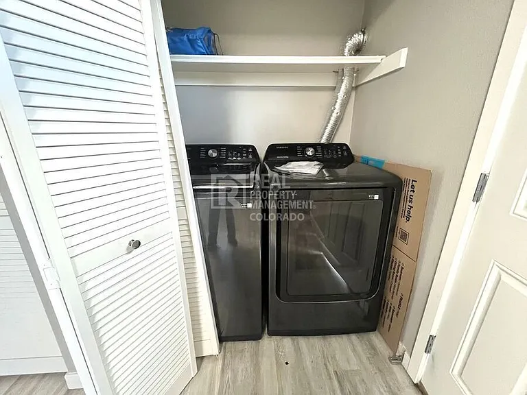 2399 Washo Cir — Photo 9