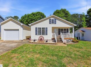 305 Grant St, Easley, SC 29640