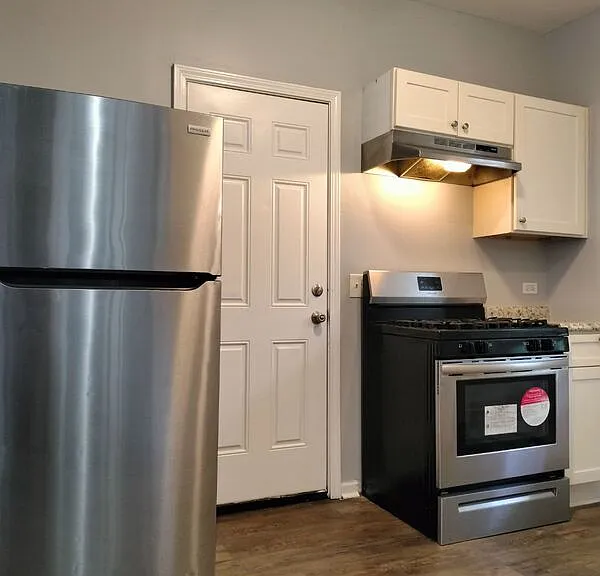 6601 S Green St #819-1 — Photo 9