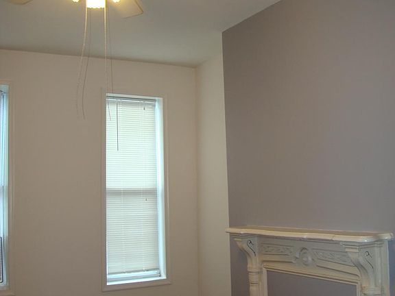 Big BR with closet and ceiling fan