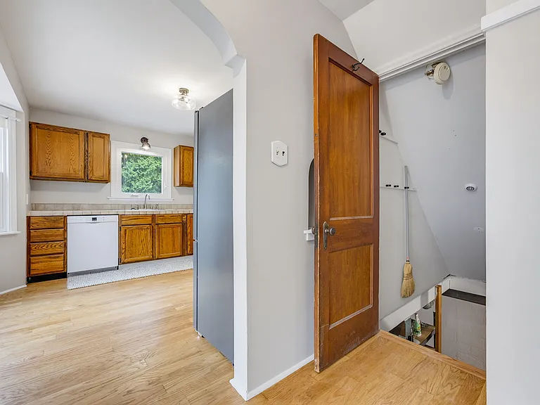 4340 S 112th St — Photo 22