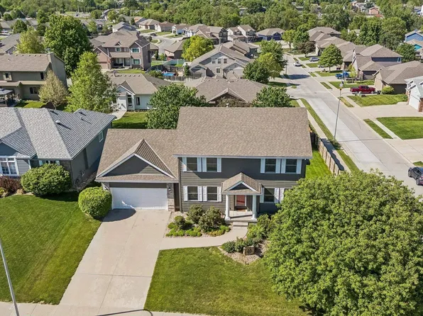 15430 Briar St, Omaha, NE 68138