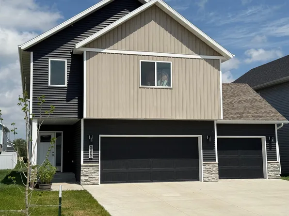 6040 79th Ave S, Horace, ND 58047