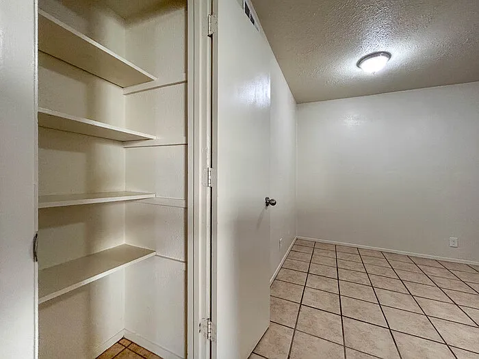 2512 W Hickory St #2 — Photo 7