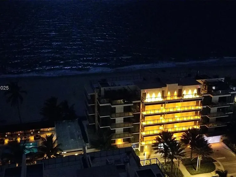 2101 S Ocean Dr #1702 — Photo 26