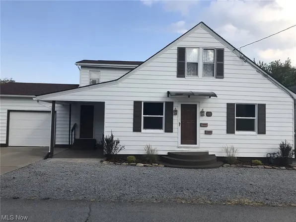 459 Syme St, Masury, OH 44438