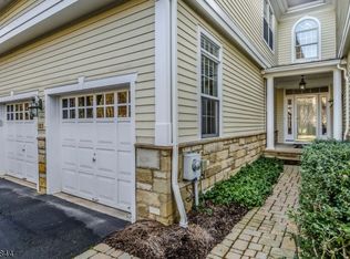 103 Lindabury Ln, Pottersville, NJ 07979