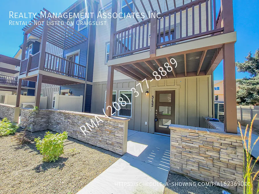 3132 N Network Ln