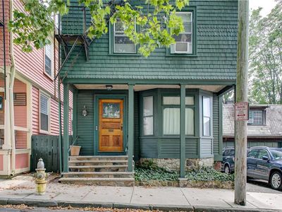 25 Young St, Newport, RI, 02840