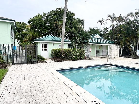 2nd image of 8793 NW 39th St #465