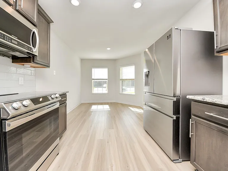 1062 Mule Ridge Dr — Photo 2