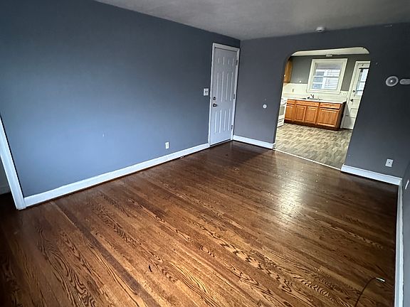5th image of 66 Church St #3