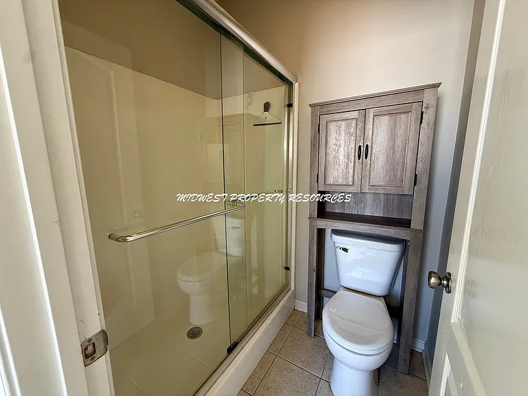 13804 Craig Ave — Photo 10
