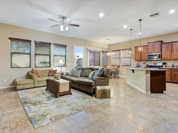 18025 W CASSIA Way, Goodyear, AZ 85338