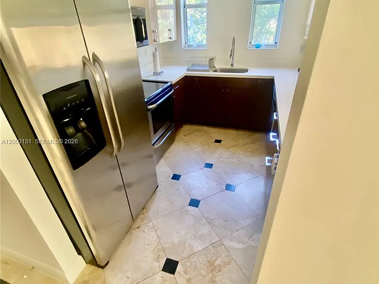 16590 NE 26th Ave #202 — Photo 6