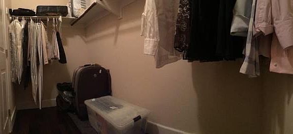 Master Bedroom Walk in Closet