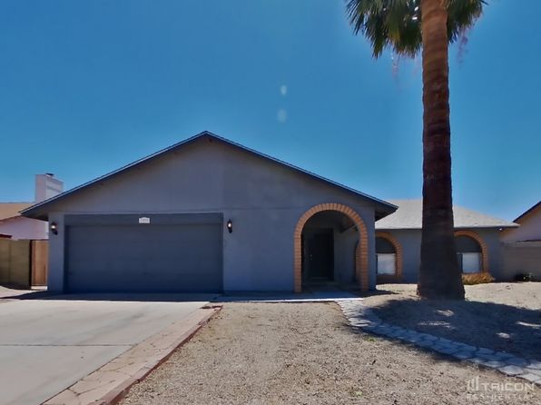 7937 W Windrose Dr