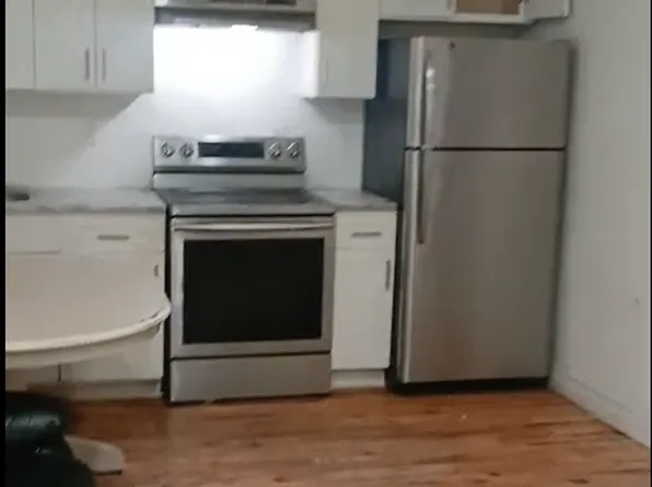 401 Beach 30 St #2, Far Rockaway, NY 11691