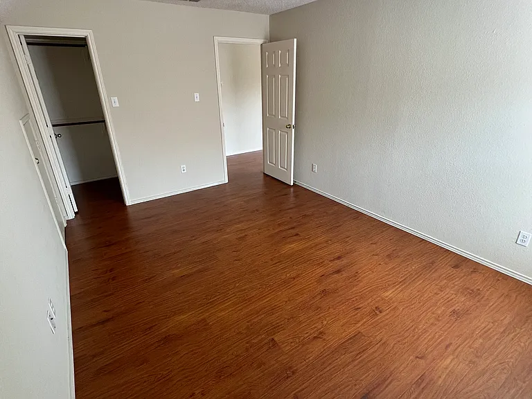 3633 Kimble Dr — Photo 25