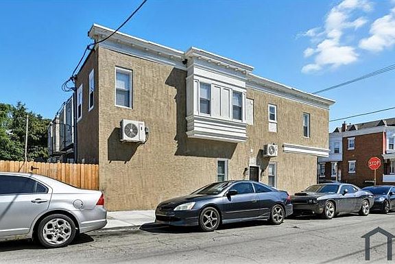 2nd image of 4900 N 15th St #2
