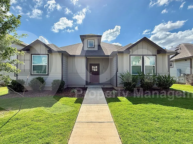 103 Hackberry Branch Dr — Photo 1