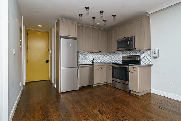 Kitchen, photo 1