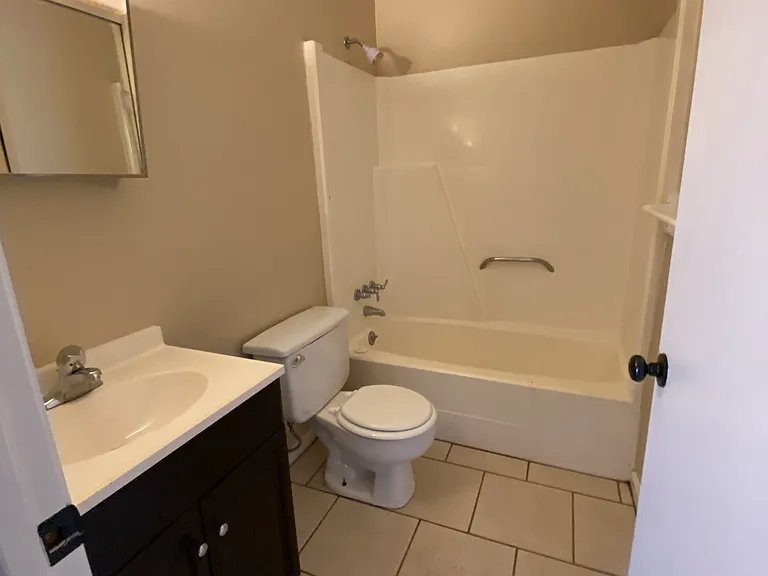 5015 Oleander Dr — Photo 10