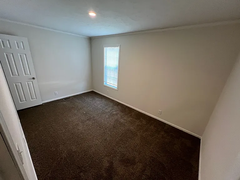 7769 Kimberly Dr — Photo 12