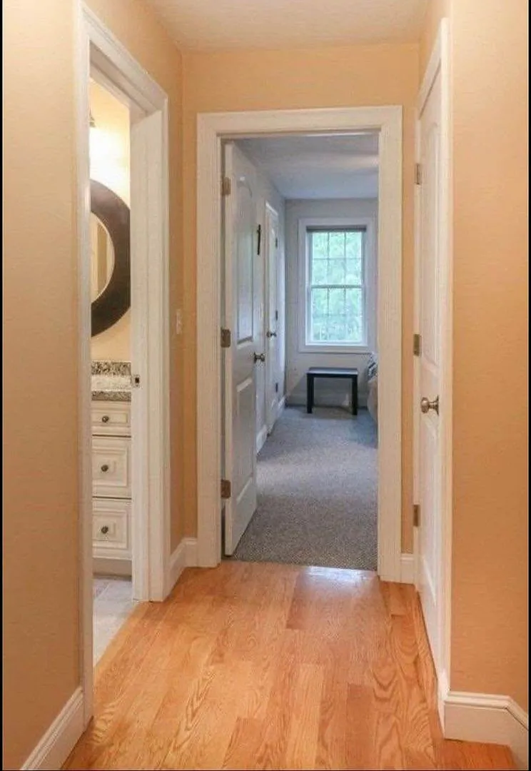Charming 3BR House in Norton — Photo 4