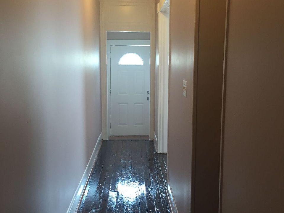 2nd image of 1934 W Lexington St