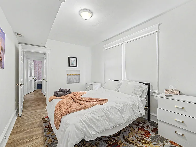 5 N Newport Ave #1 — Photo 17
